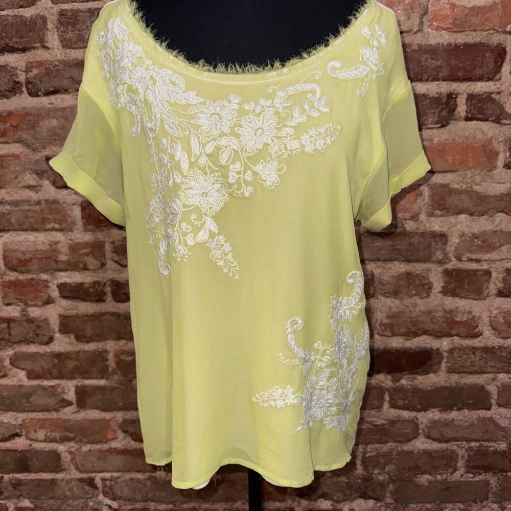 Sundance Womens M Silk Embroidered Layered Butter Yellow Hi Low Blouse EUC